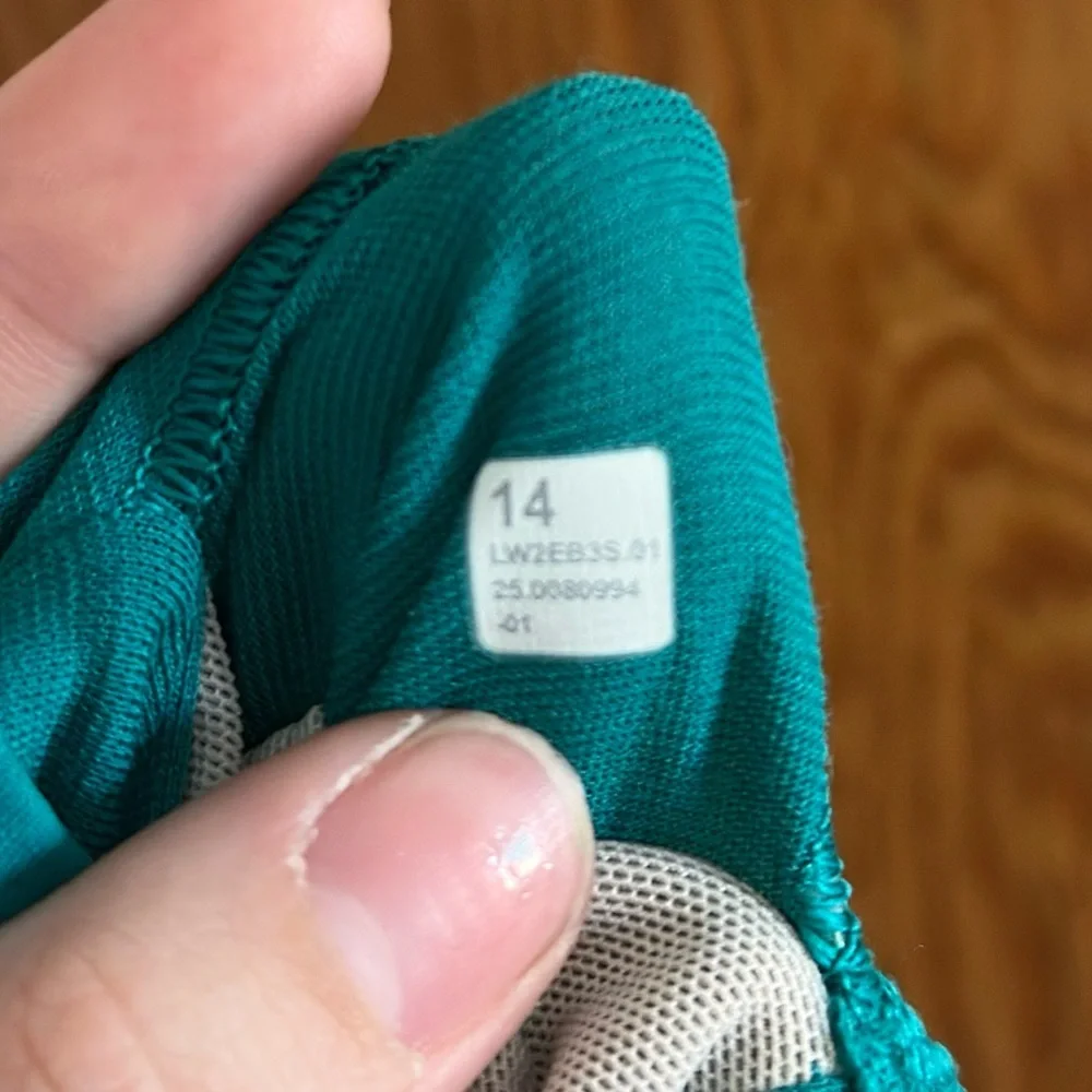 lululemon energy strappy back medium support sport bra in sonic teal 2025